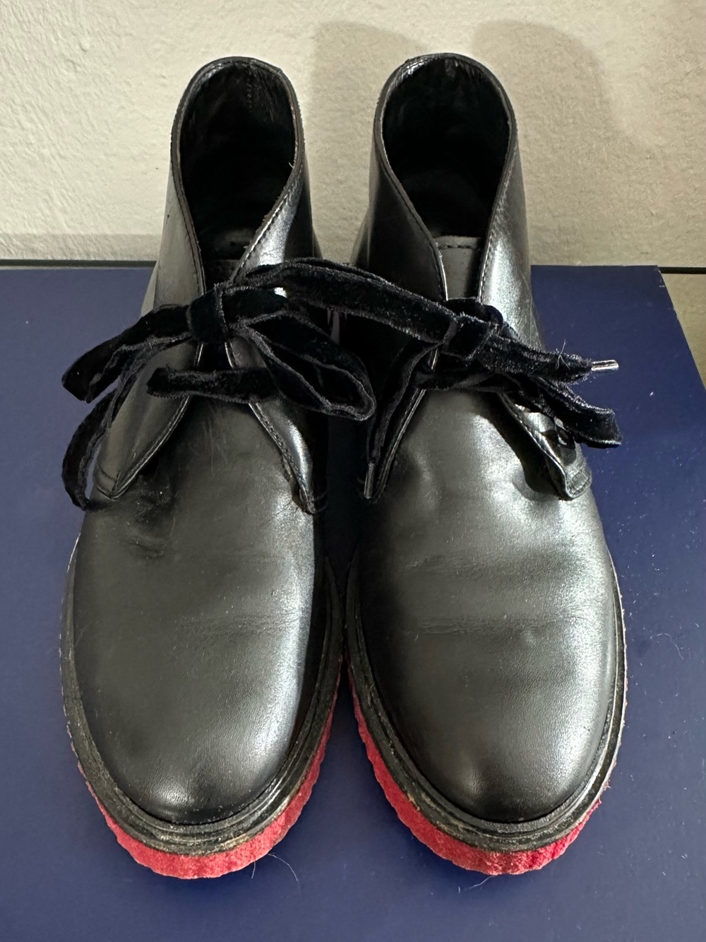 Fratelli Rossetti Black Leather Chukka Boots with Red Crepe Sole (worn twice)